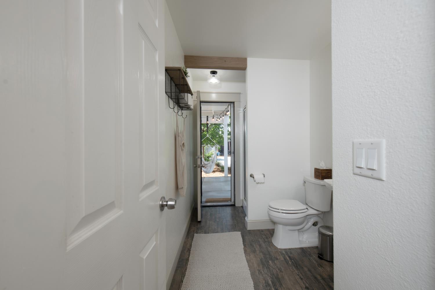 2064 Spruce Ave, Clovis, CA 93611