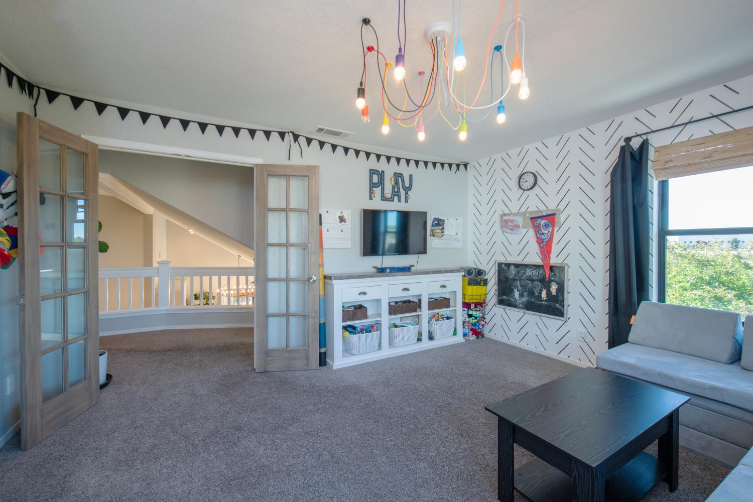 2064 Spruce Ave, Clovis, CA 93611