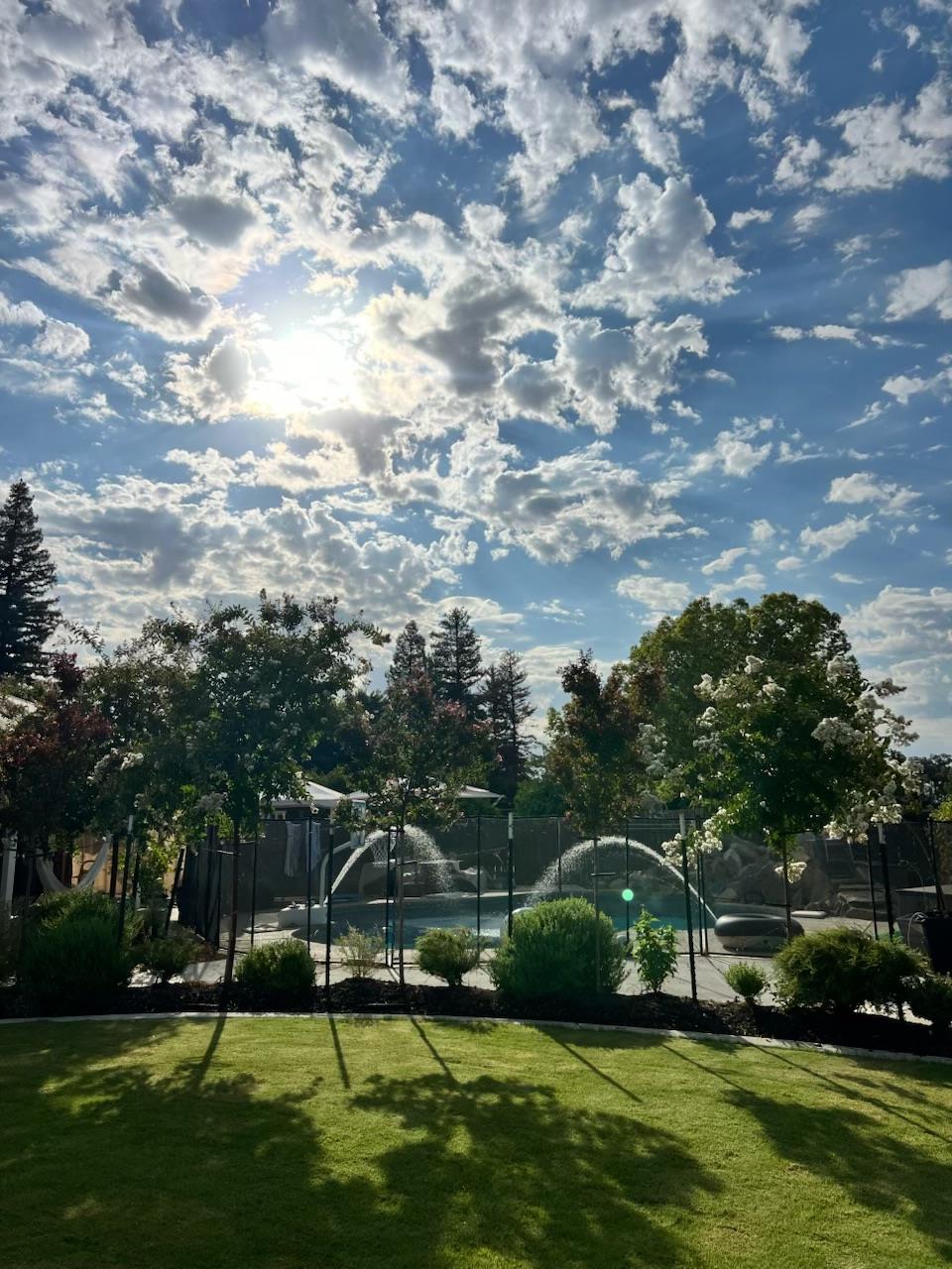 2064 Spruce Ave, Clovis, CA 93611