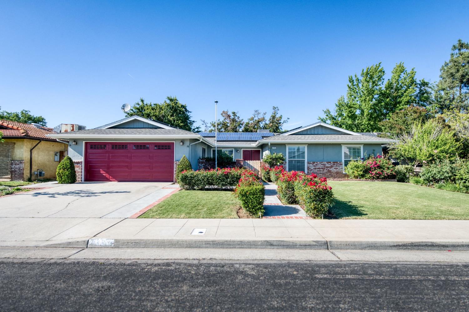 1153 Menlo Ave, Clovis, CA 93612