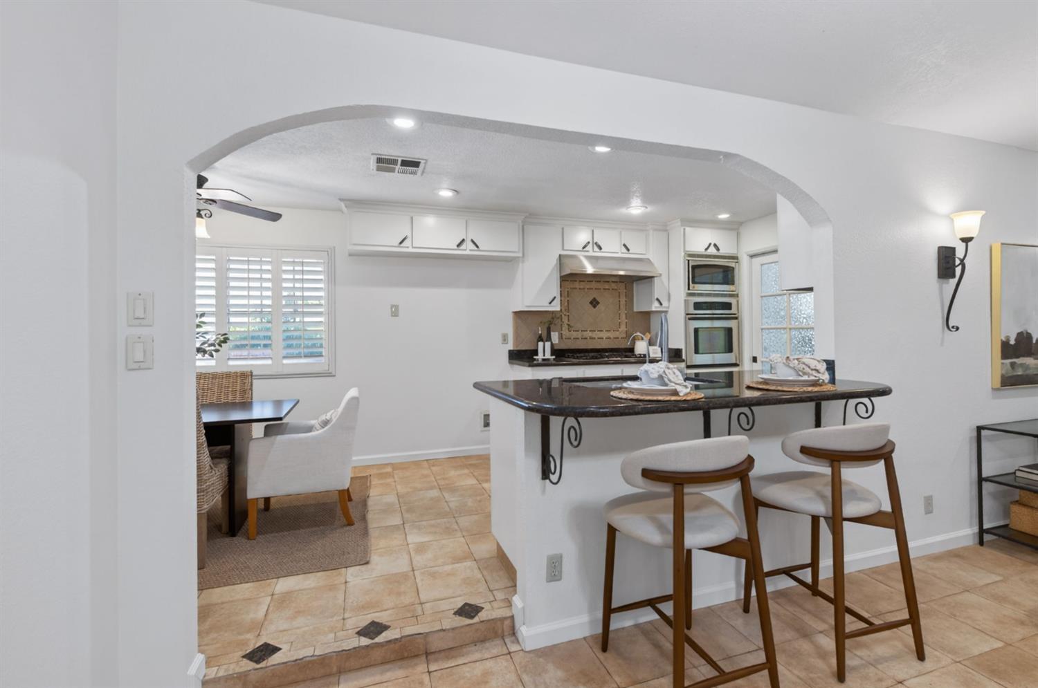 1153 Menlo Ave, Clovis, CA 93612