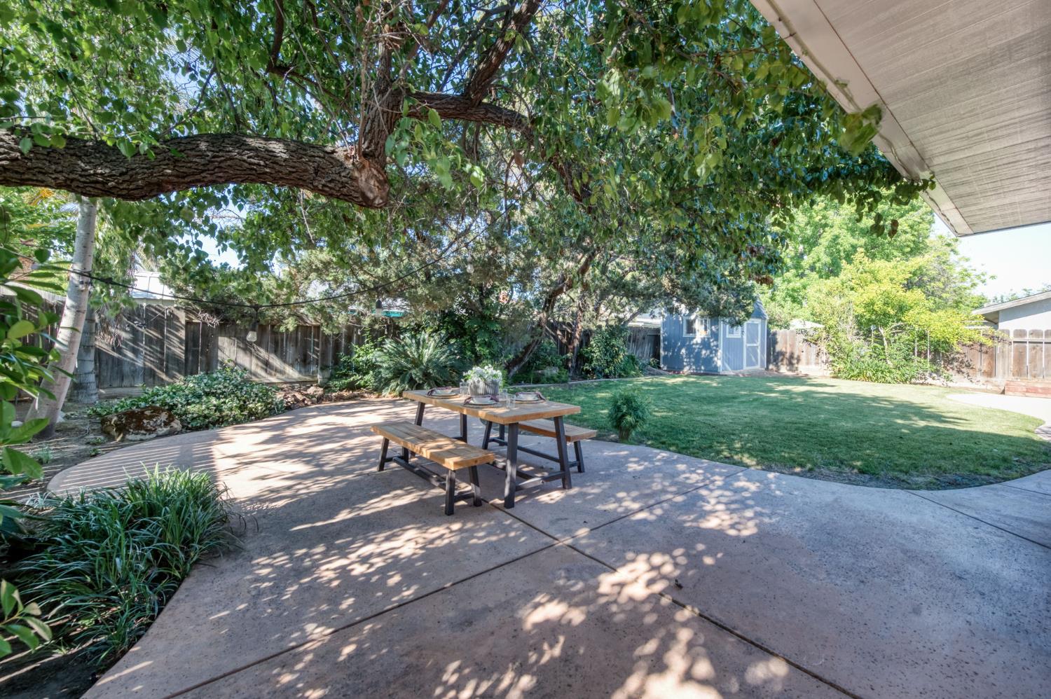 1153 Menlo Ave, Clovis, CA 93612