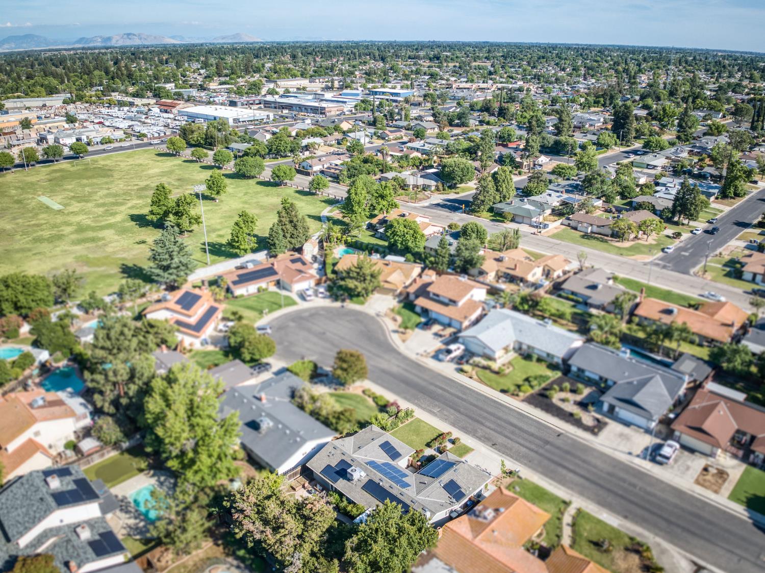 1153 Menlo Ave, Clovis, CA 93612