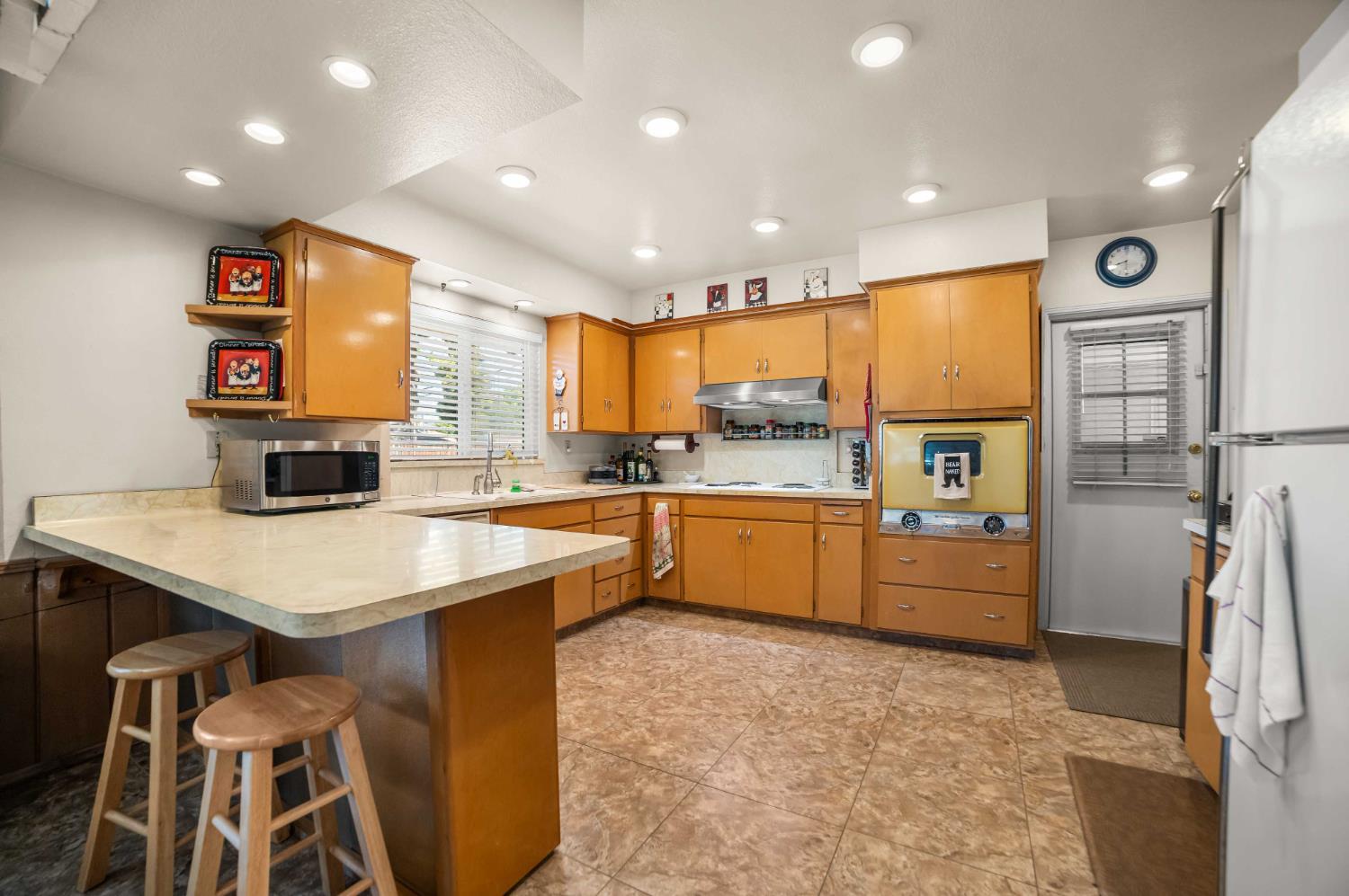 2244 E Princeton Ave, Fresno, CA 93703