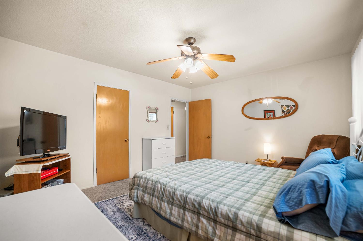 2244 E Princeton Ave, Fresno, CA 93703