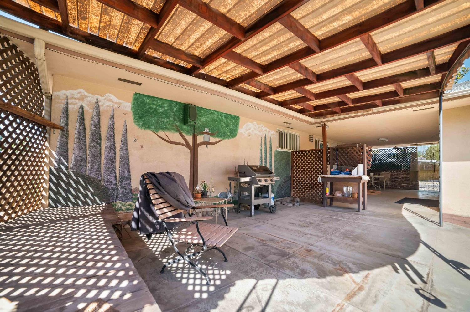 2244 E Princeton Ave, Fresno, CA 93703