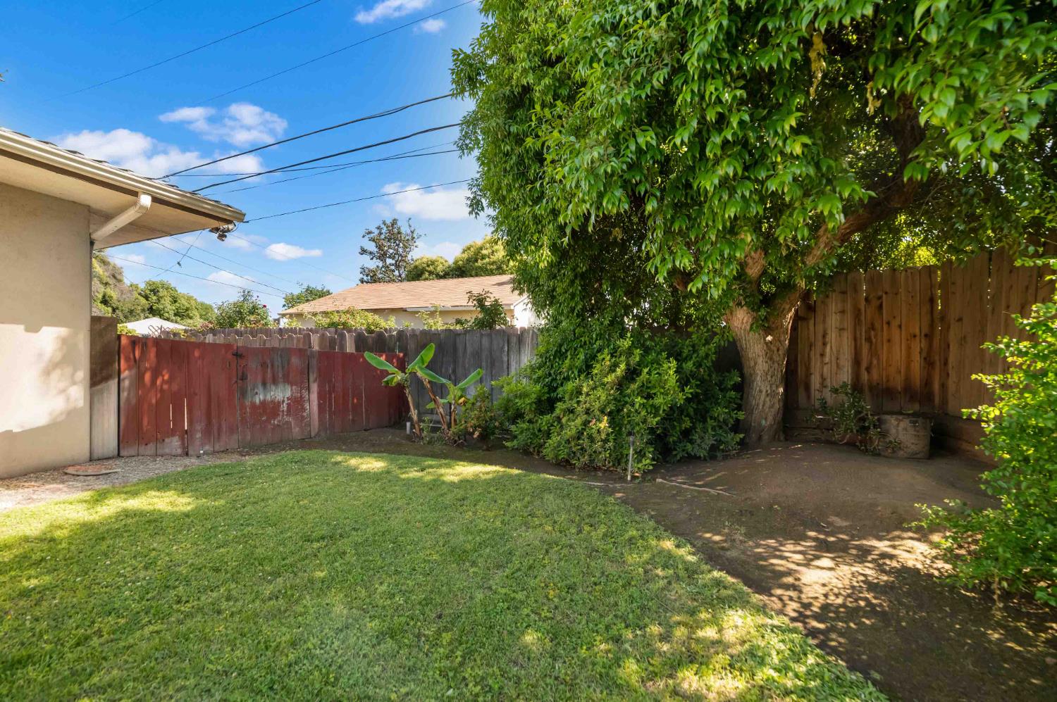 2244 E Princeton Ave, Fresno, CA 93703