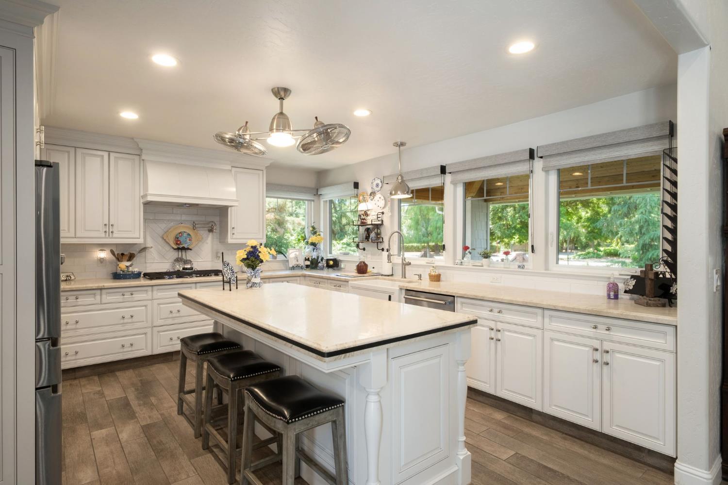 3868 N Van Ness Blvd, Fresno, CA 93704