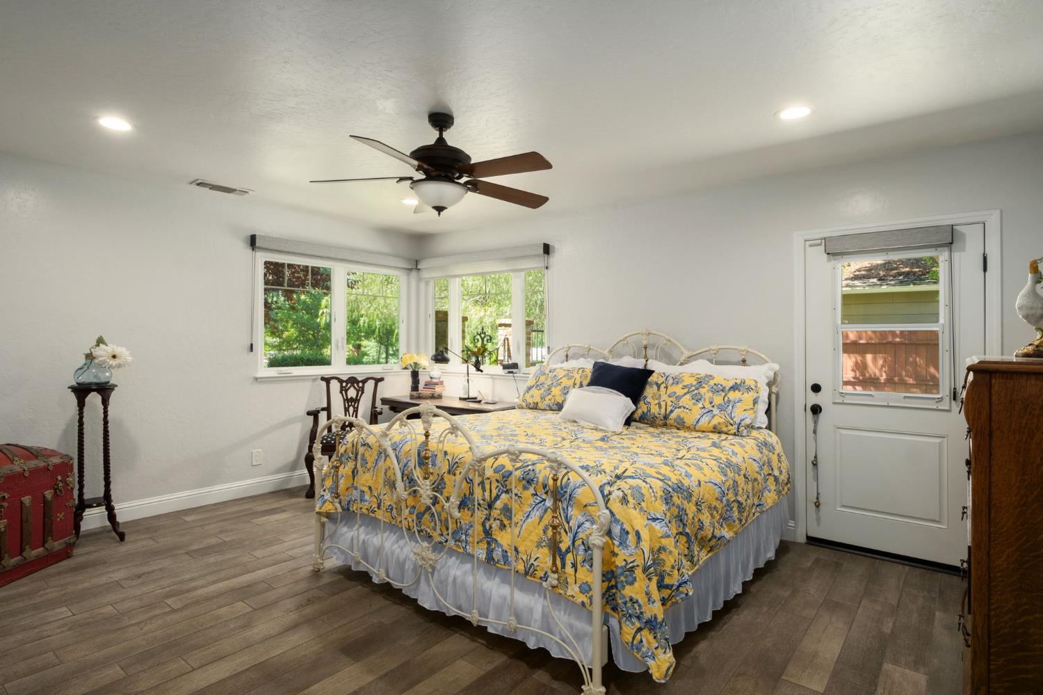 3868 N Van Ness Blvd, Fresno, CA 93704