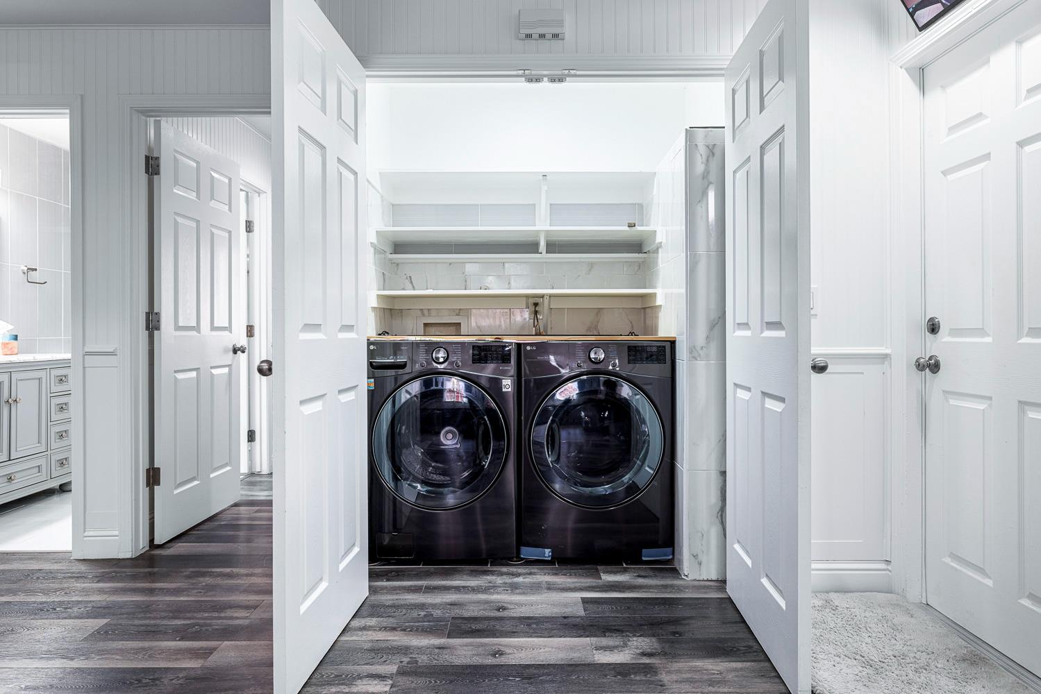 408 W San Joaquin St, Avenal, CA 93204