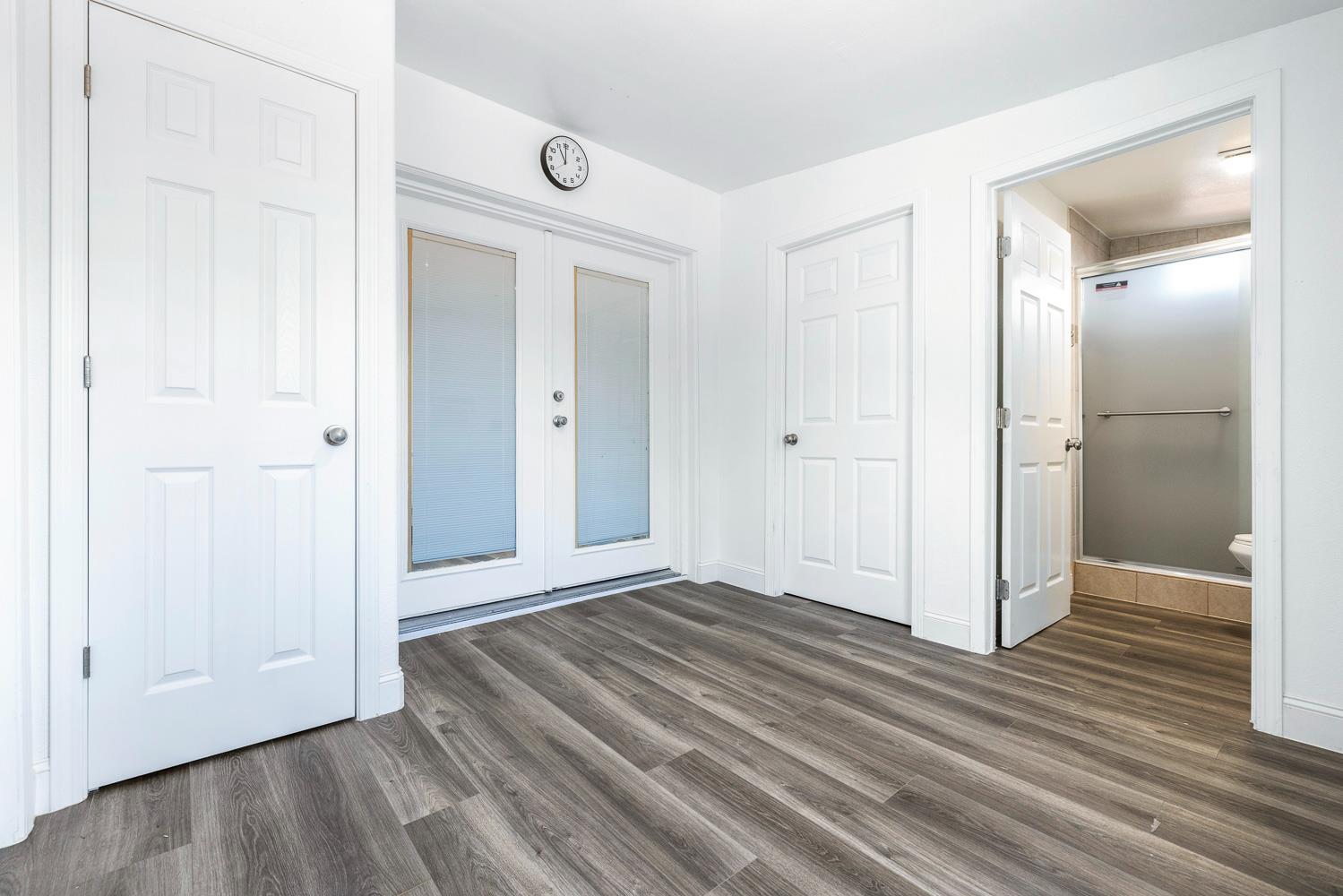 408 W San Joaquin St, Avenal, CA 93204