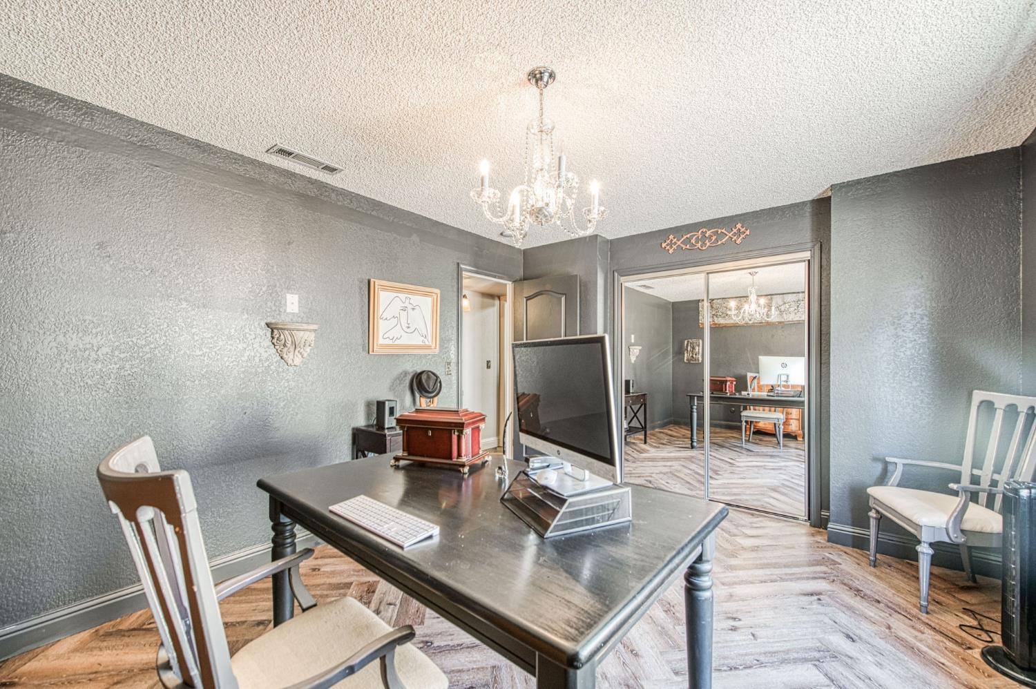 6635 N West Ave, Fresno, CA 93711