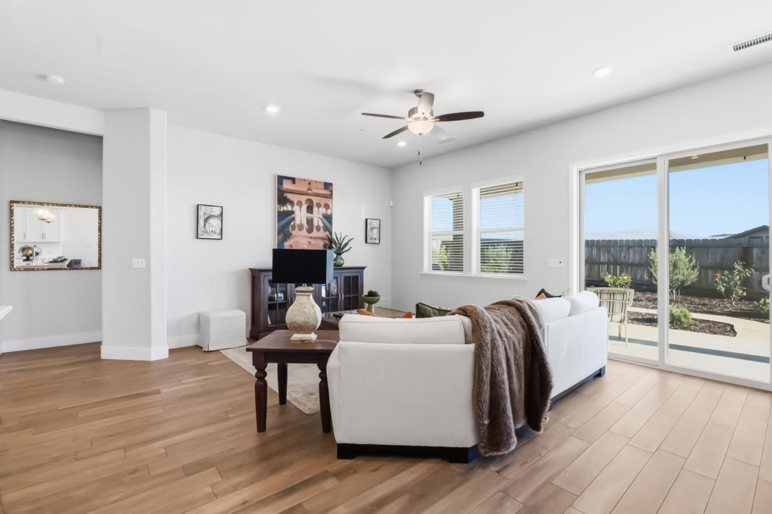 19707 Goldfield Ln, Friant, CA 93626