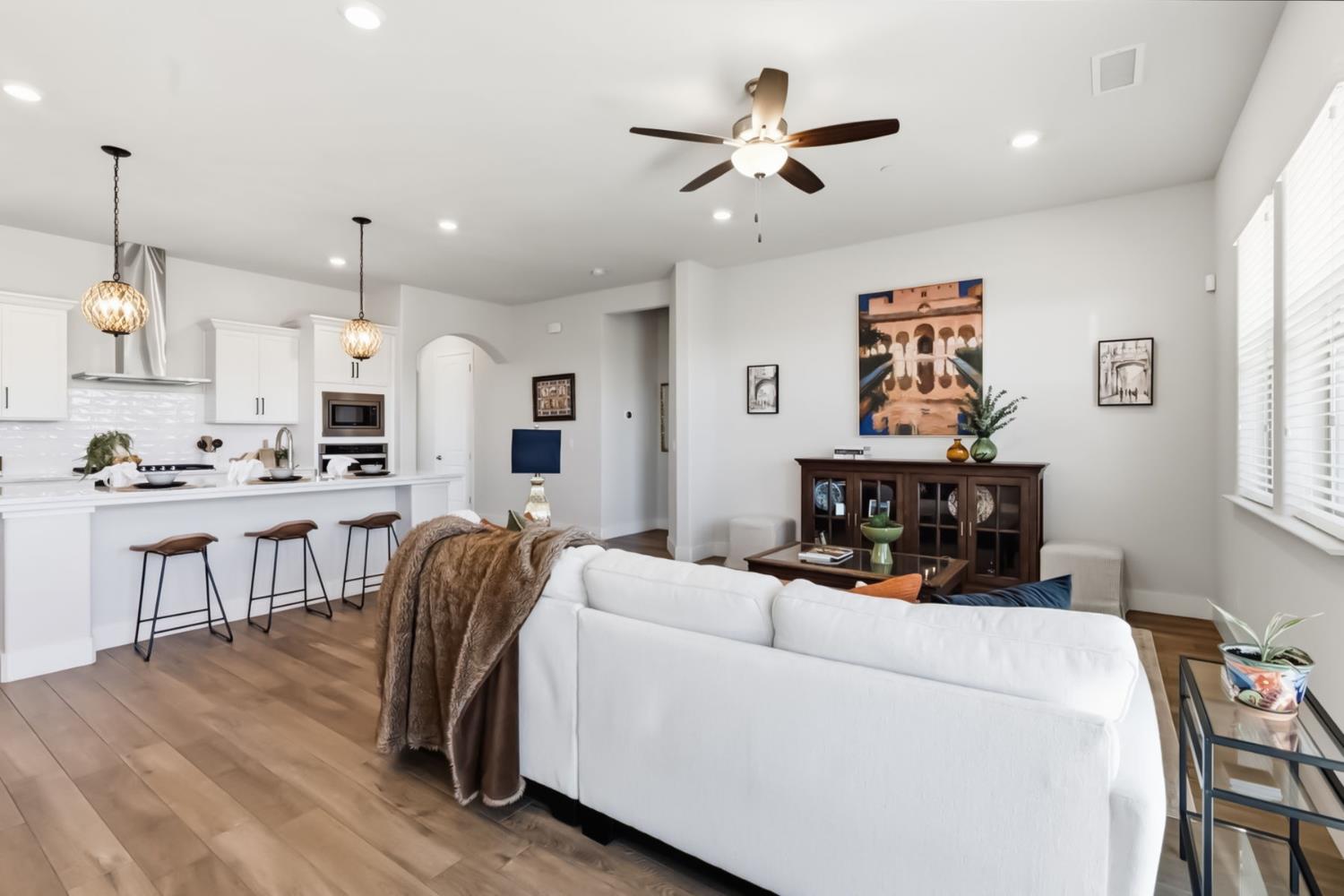 19707 Goldfield Ln, Friant, CA 93626