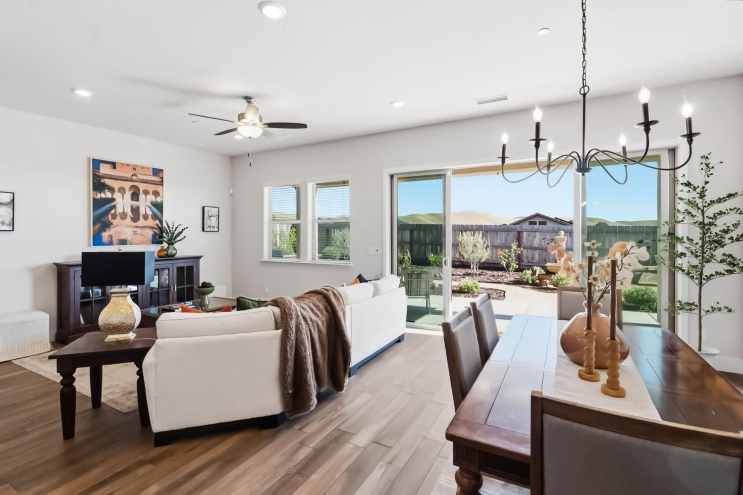 19707 Goldfield Ln, Friant, CA 93626