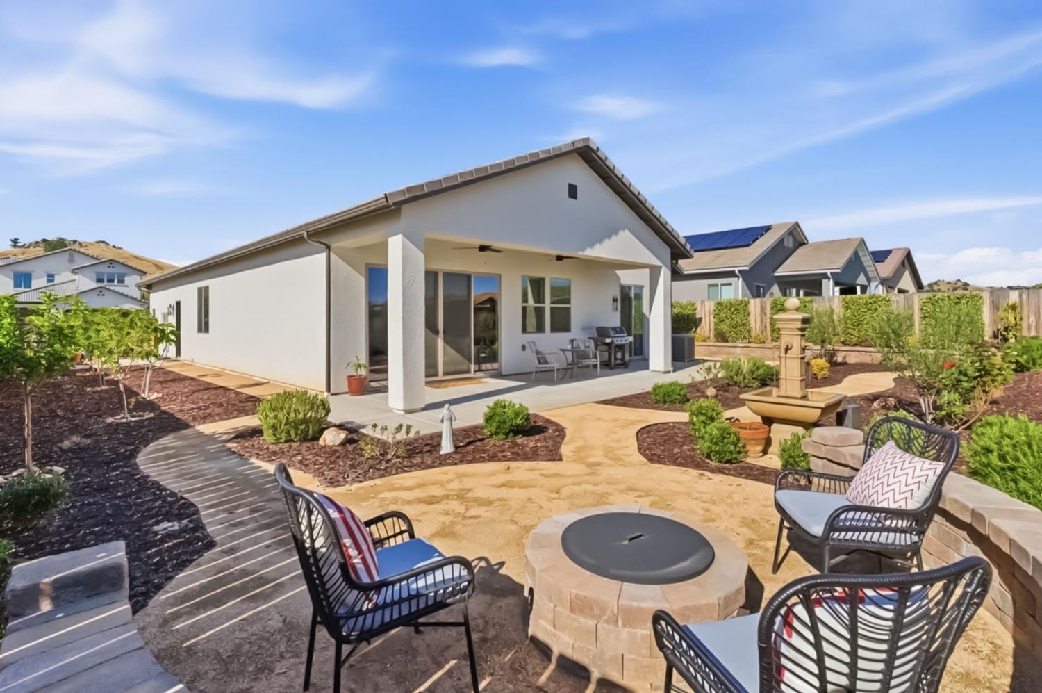 19707 Goldfield Ln, Friant, CA 93626