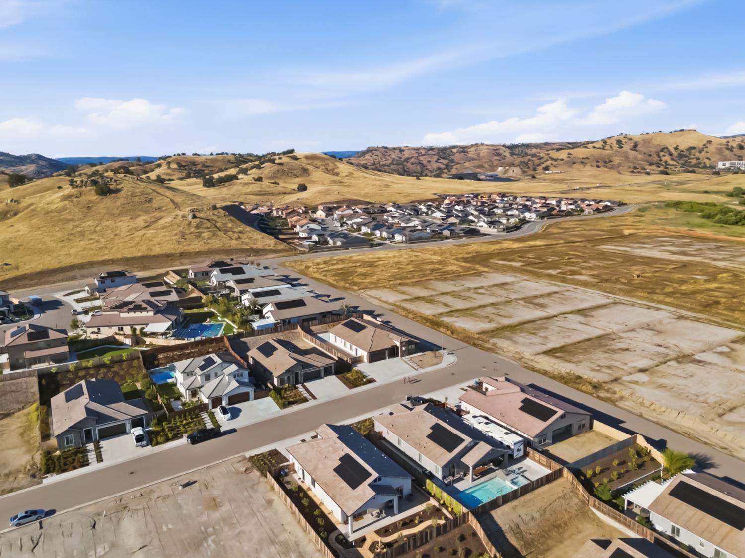 19707 Goldfield Ln, Friant, CA 93626