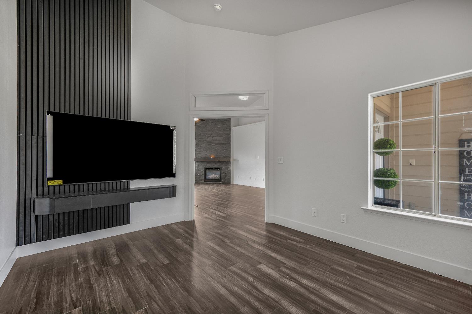 6602 E Lowe Ave, Fresno, CA 93727