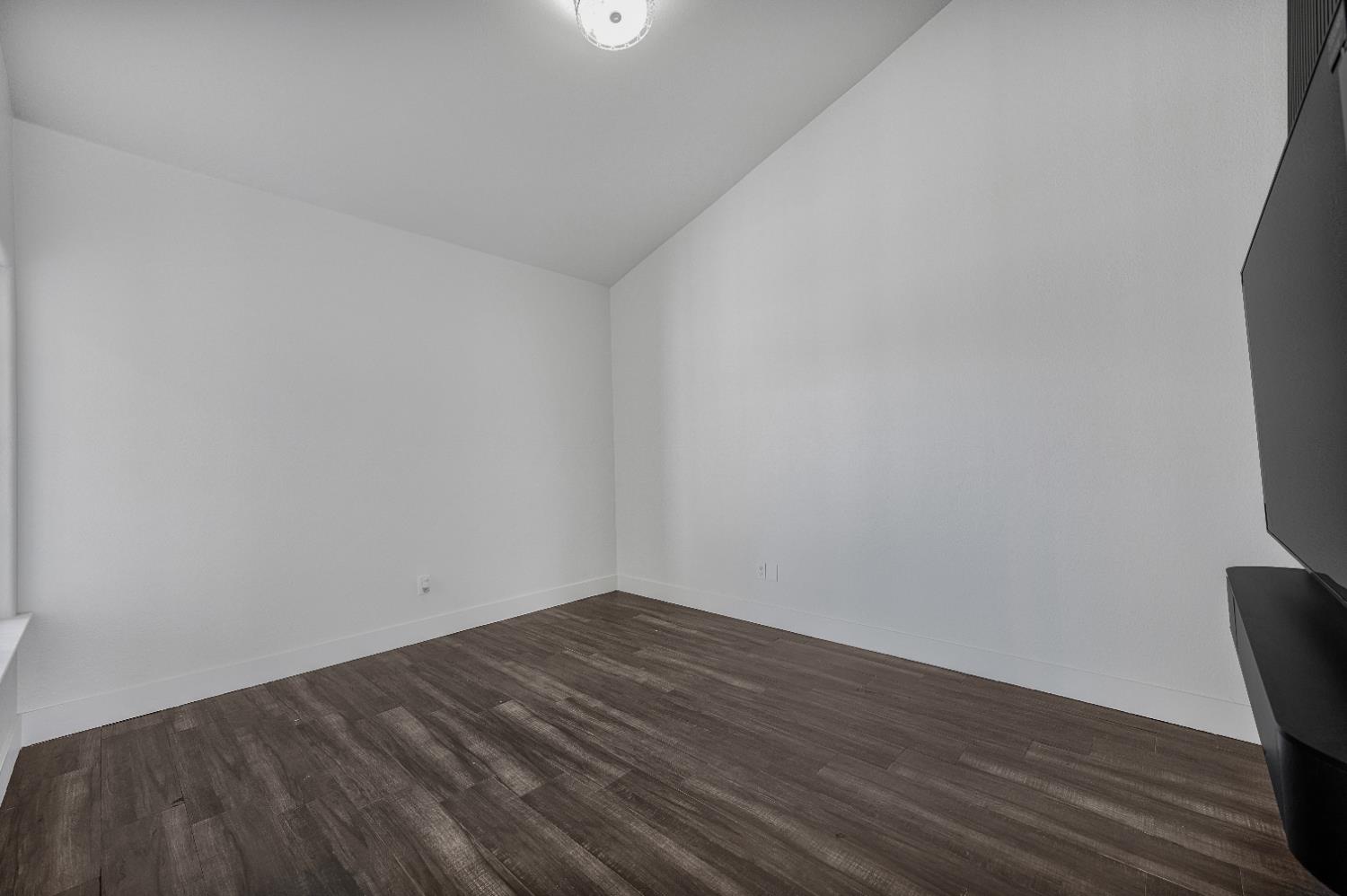 6602 E Lowe Ave, Fresno, CA 93727