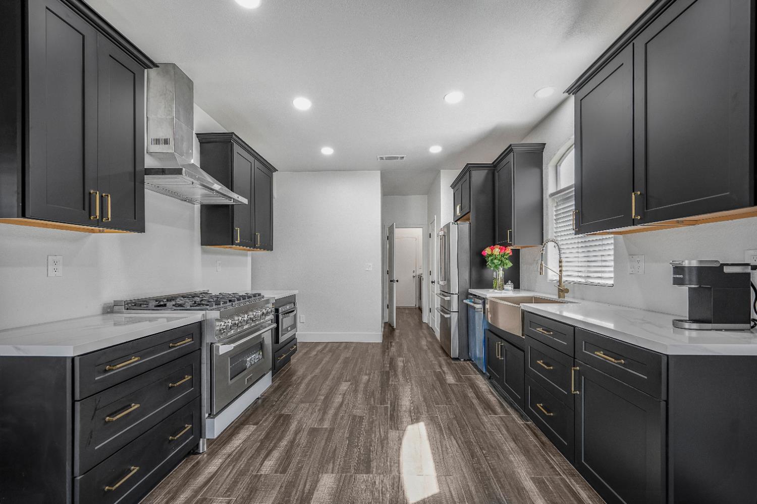 6602 E Lowe Ave, Fresno, CA 93727