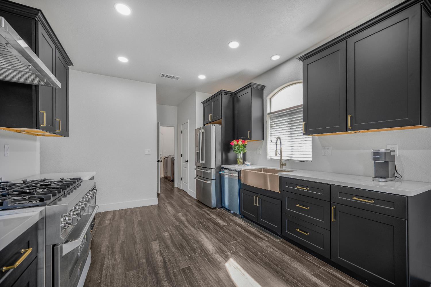 6602 E Lowe Ave, Fresno, CA 93727