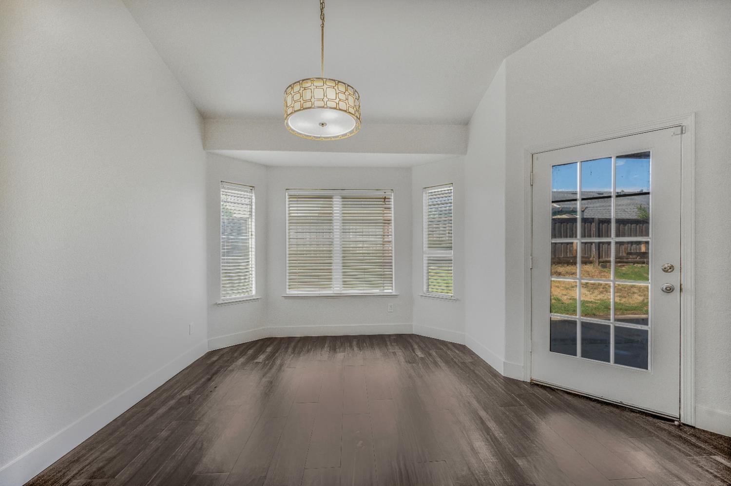 6602 E Lowe Ave, Fresno, CA 93727