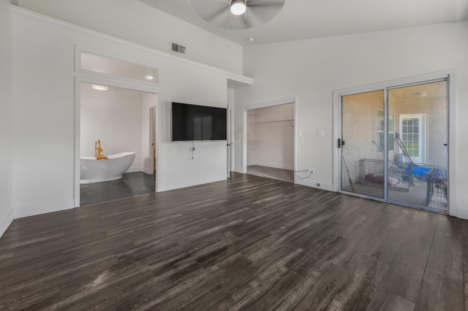 6602 E Lowe Ave, Fresno, CA 93727