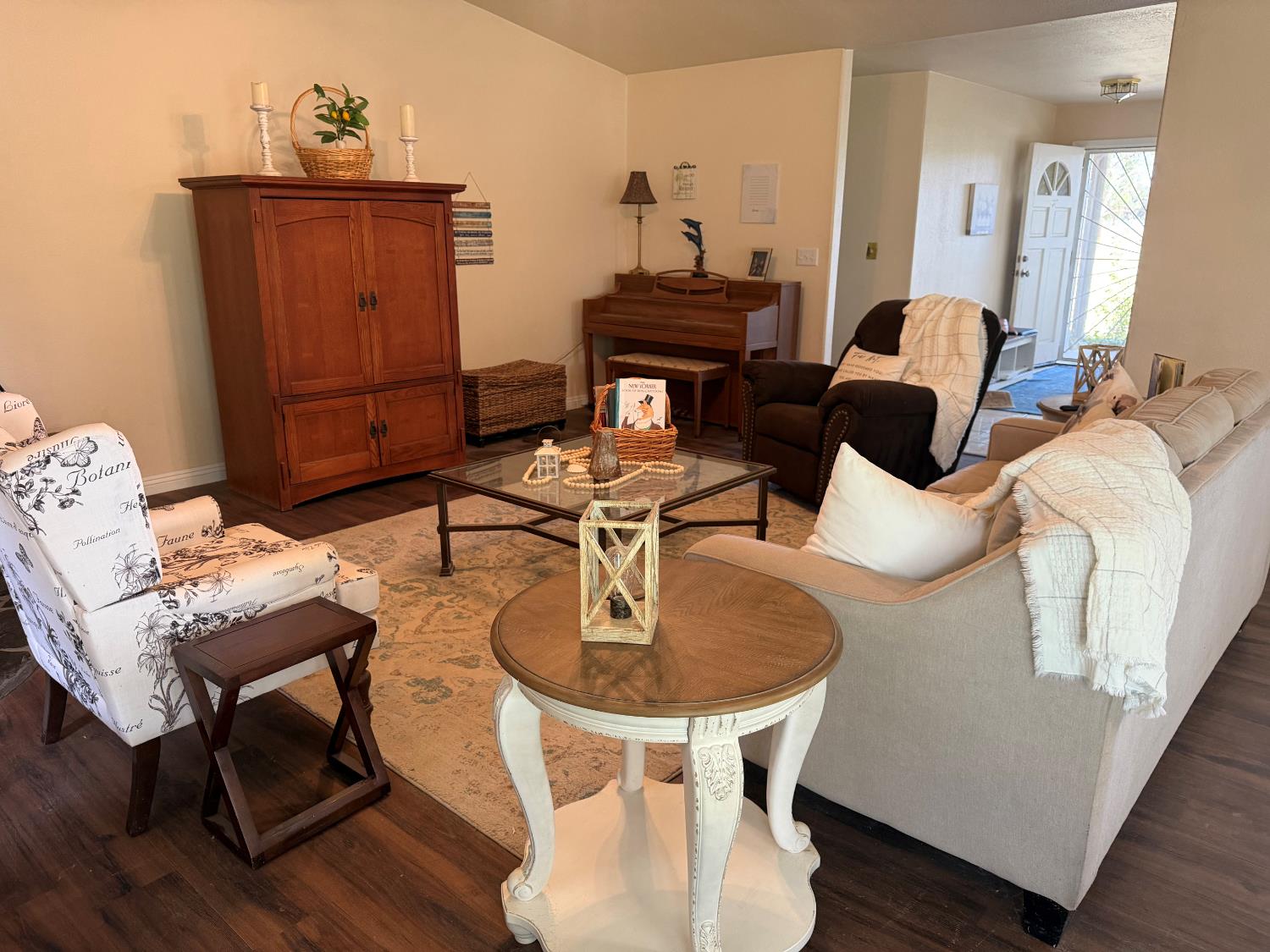 16638 Mark Rd, Madera, CA 93636