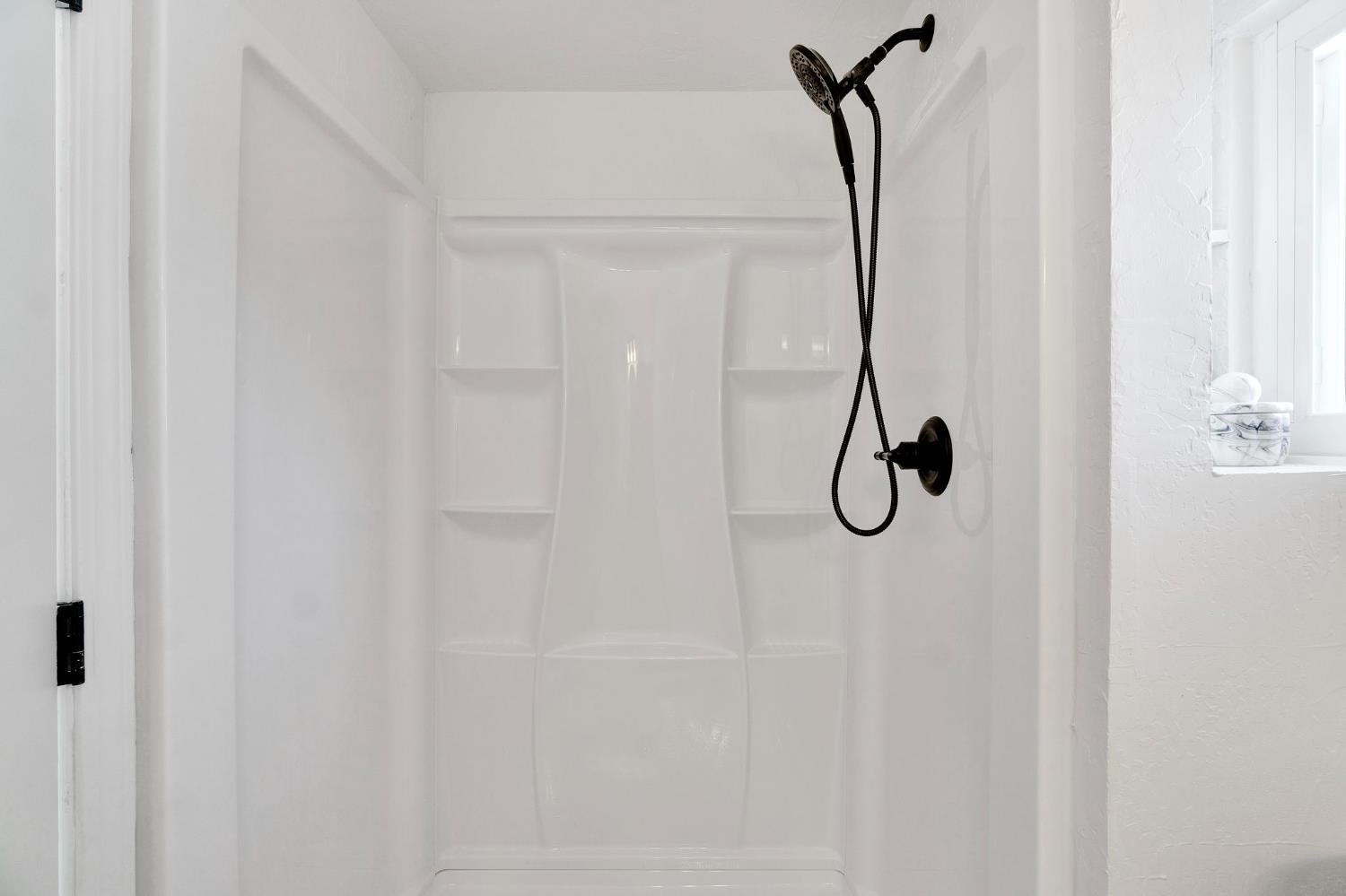 2819 E Tyler Ave, Fresno, CA 93701