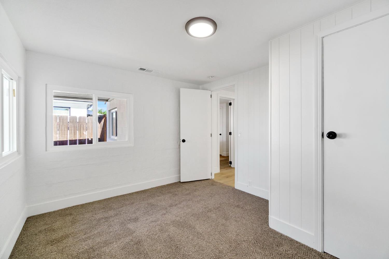 2819 E Tyler Ave, Fresno, CA 93701