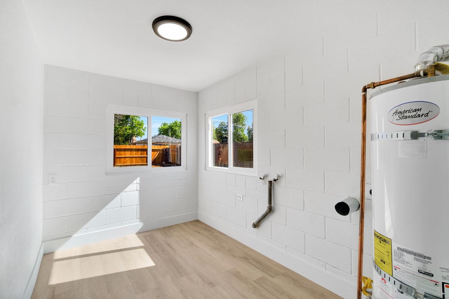 2819 E Tyler Ave, Fresno, CA 93701