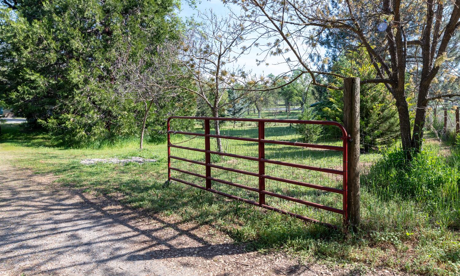 42655 Highway 49, Ahwahnee, CA 93601