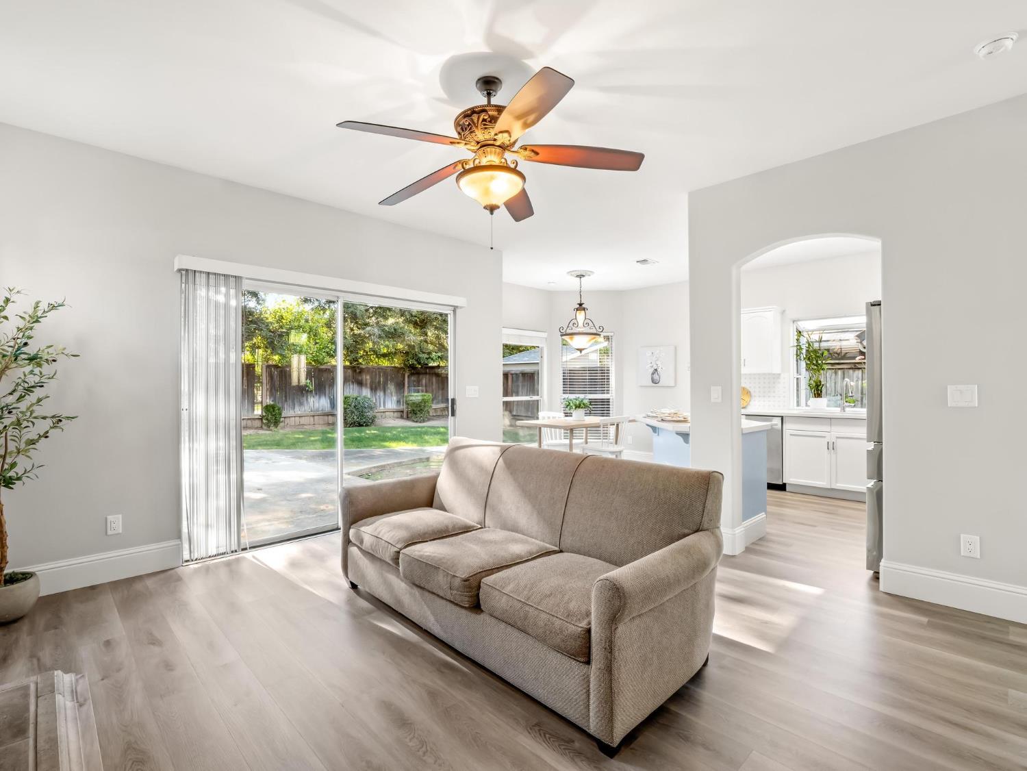 9309 N Bayford St, Fresno, CA 93720