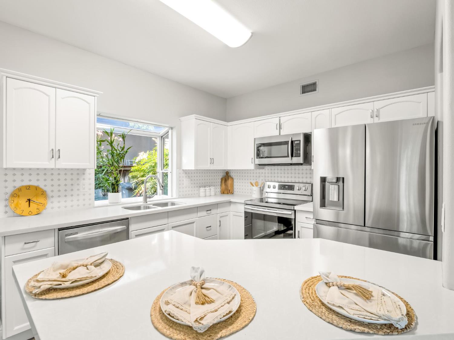 9309 N Bayford St, Fresno, CA 93720