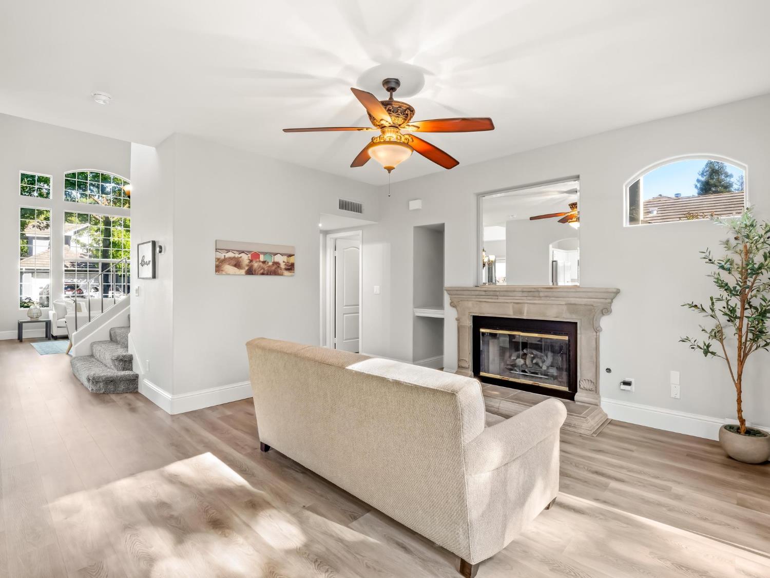 9309 N Bayford St, Fresno, CA 93720