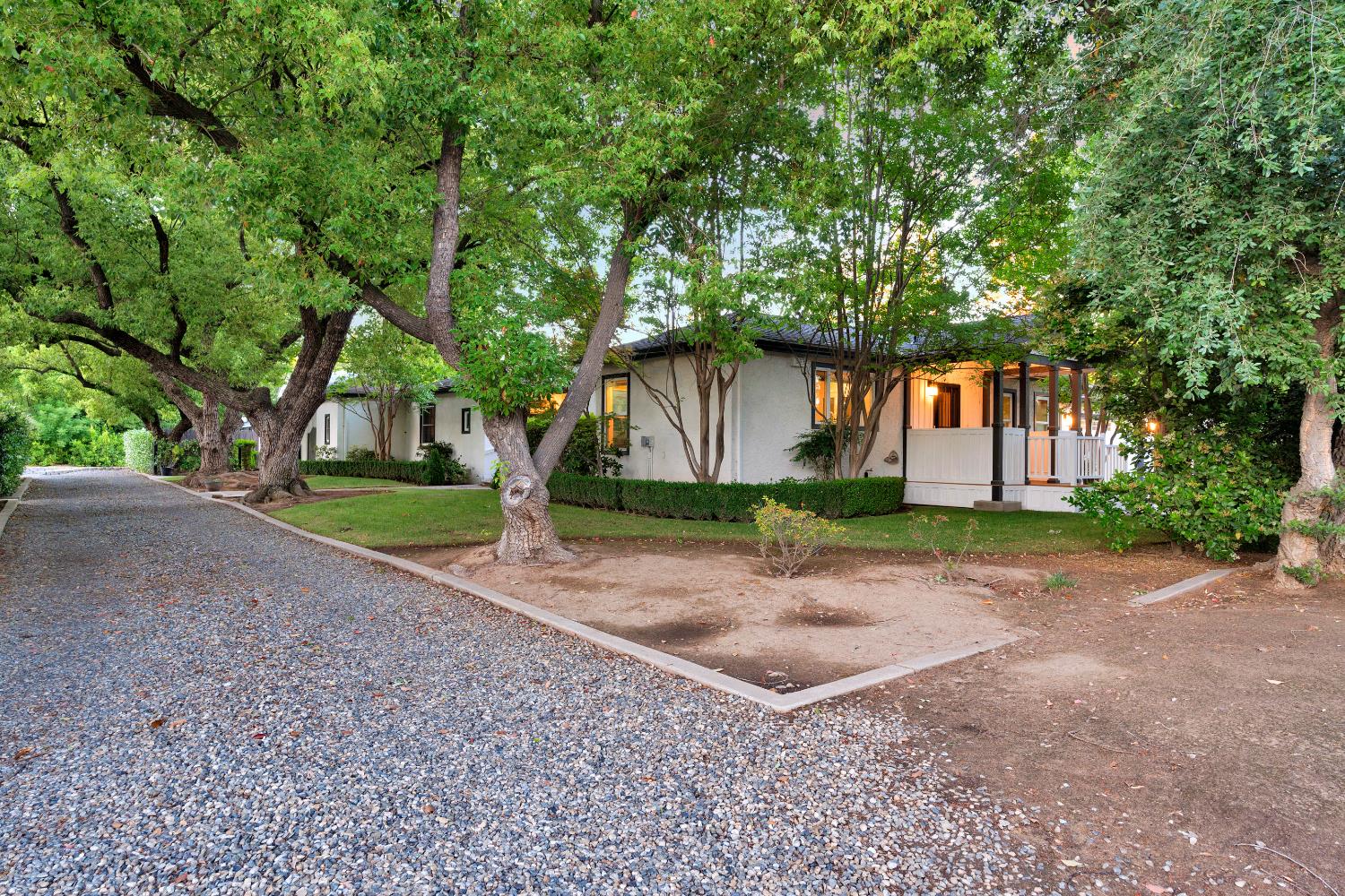 4064 N Wishon Ave, Fresno, CA 93704