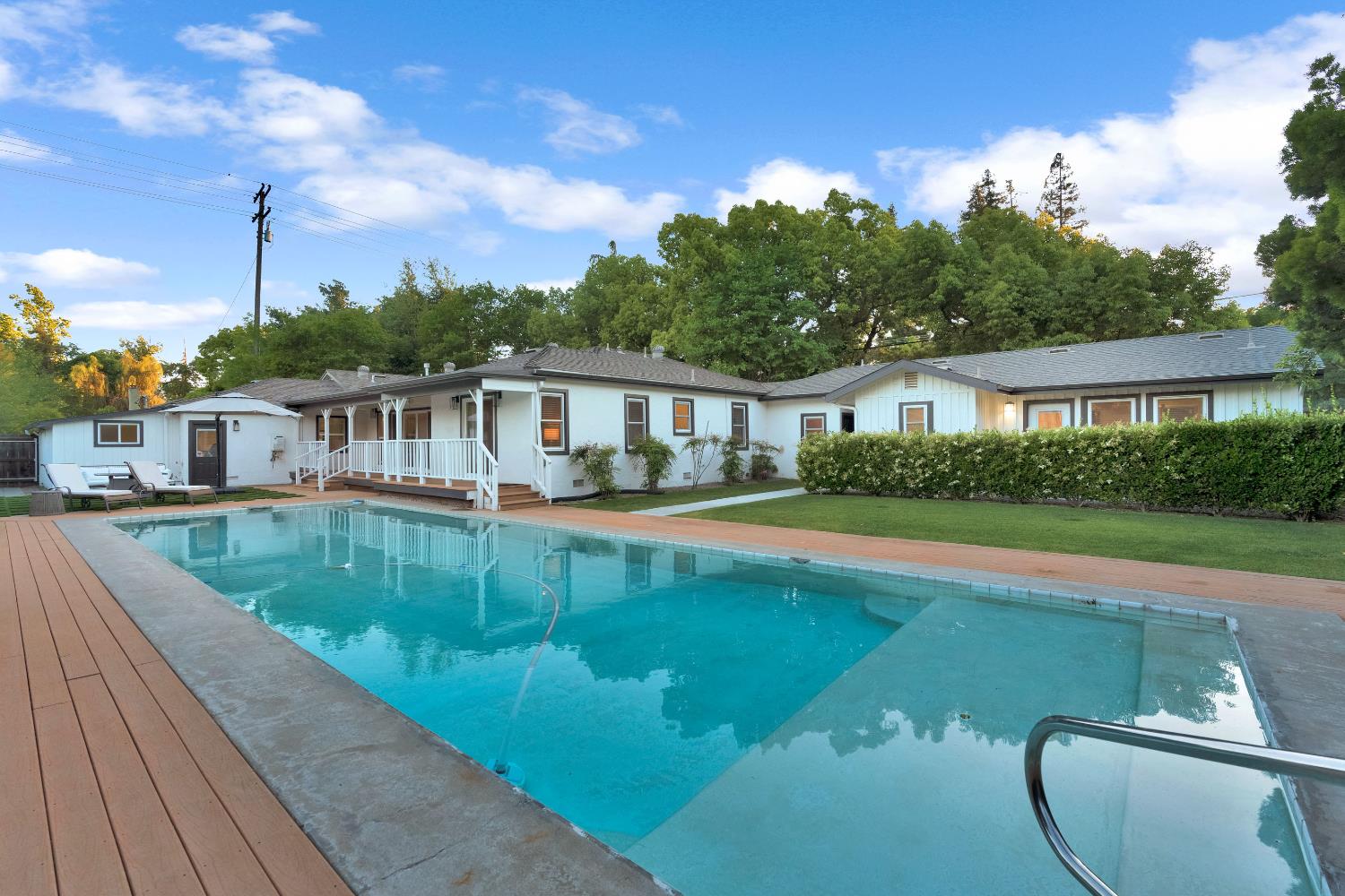 4064 N Wishon Ave, Fresno, CA 93704