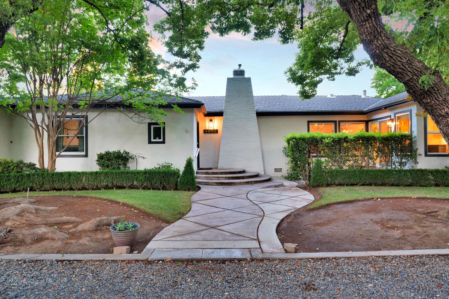 4064 N Wishon Ave, Fresno, CA 93704