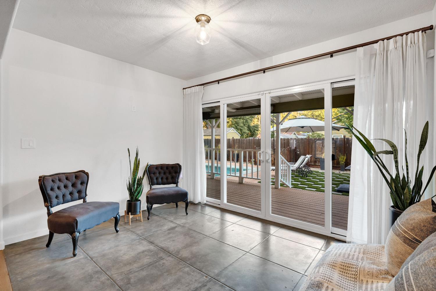 4064 N Wishon Ave, Fresno, CA 93704