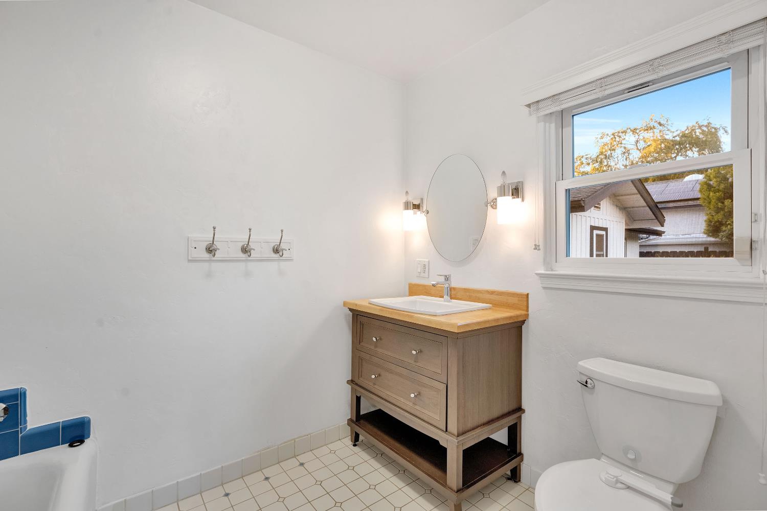 4064 N Wishon Ave, Fresno, CA 93704