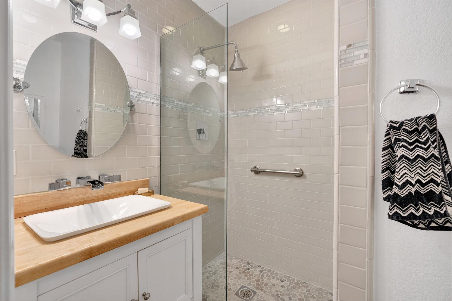 4064 N Wishon Ave, Fresno, CA 93704