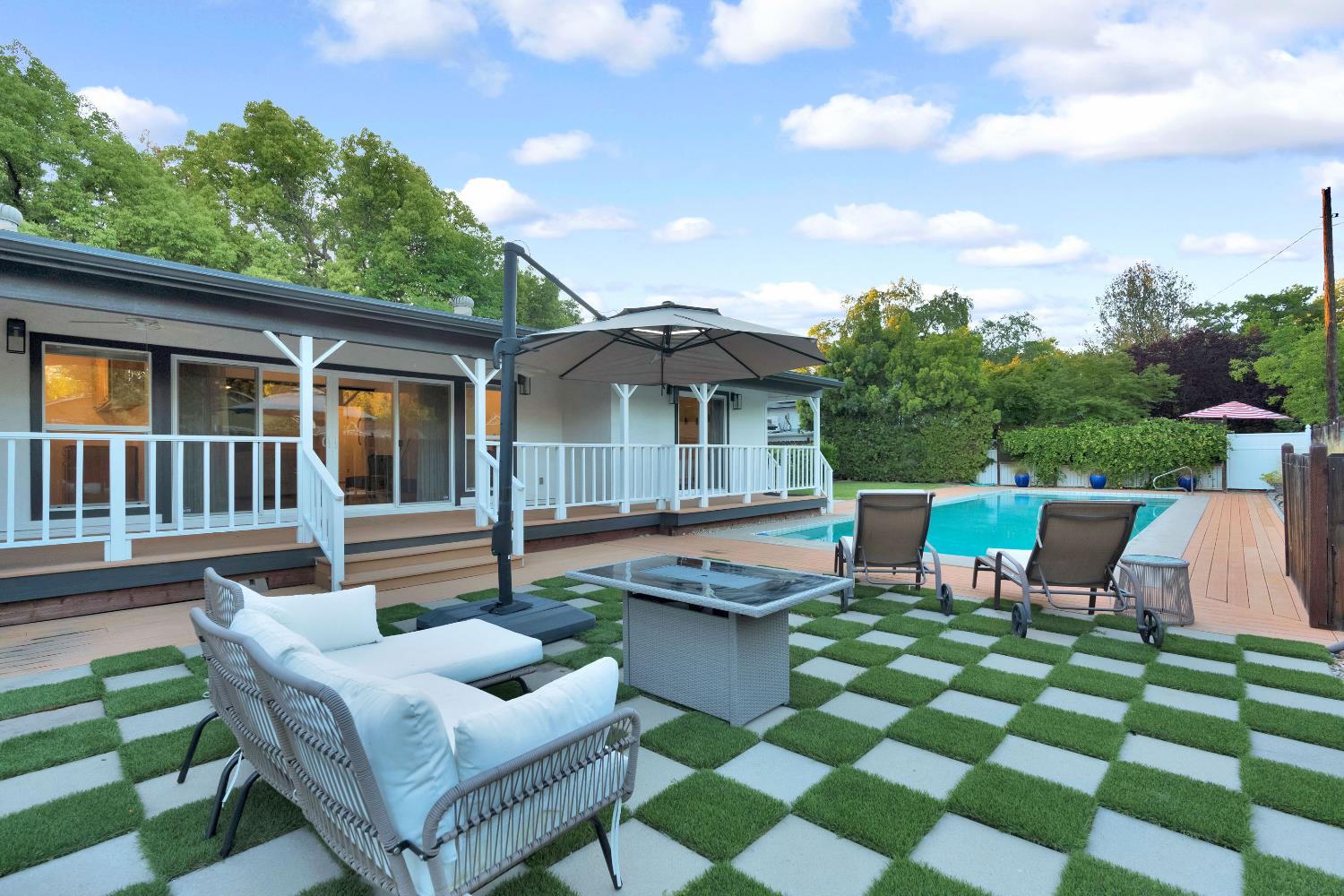 4064 N Wishon Ave, Fresno, CA 93704