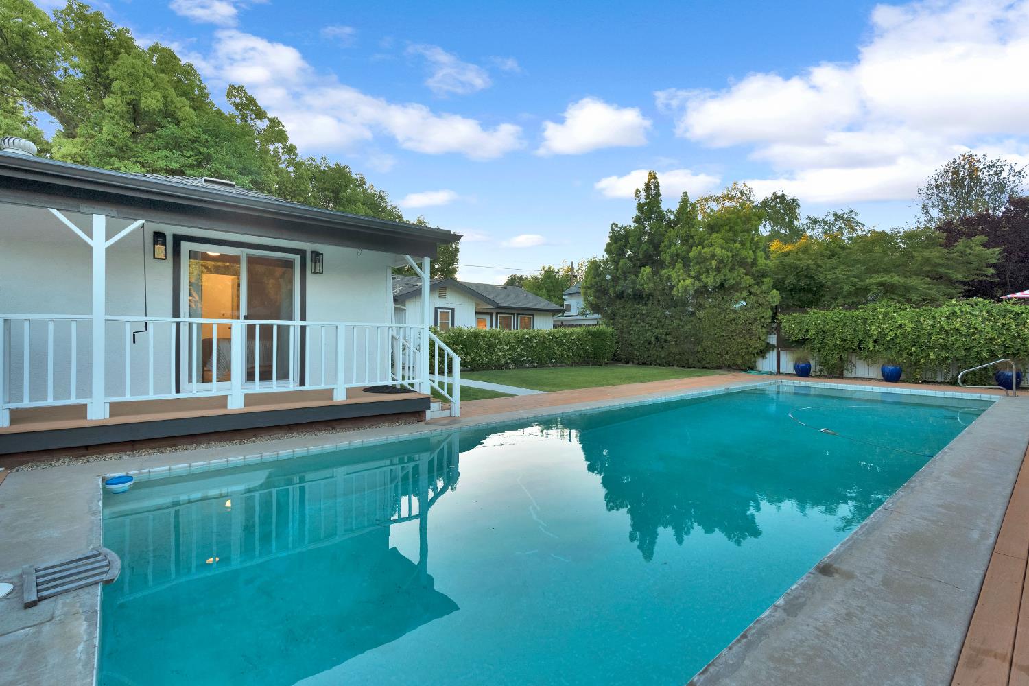 4064 N Wishon Ave, Fresno, CA 93704