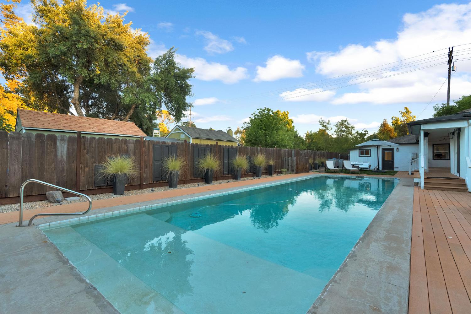 4064 N Wishon Ave, Fresno, CA 93704