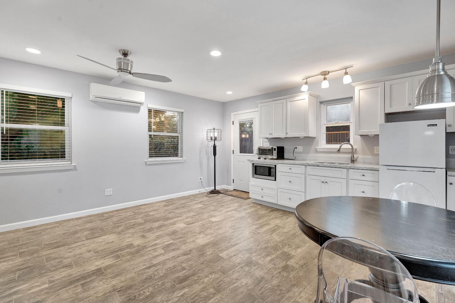 4064 N Wishon Ave, Fresno, CA 93704