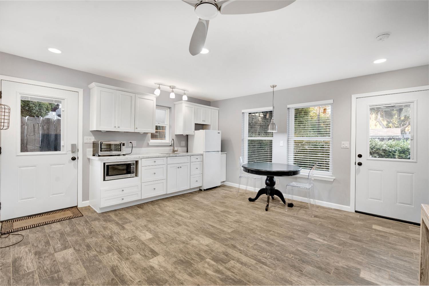 4064 N Wishon Ave, Fresno, CA 93704