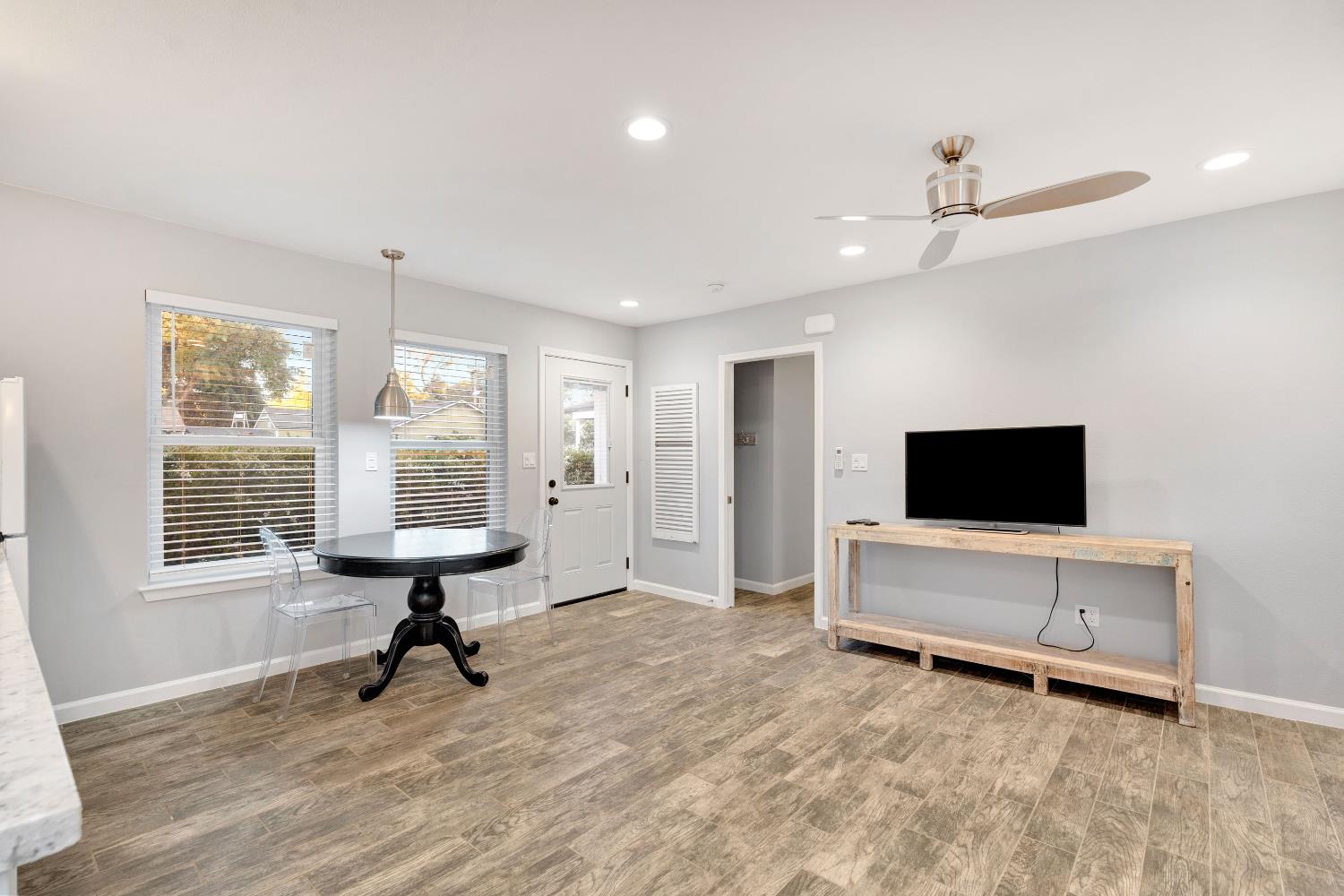 4064 N Wishon Ave, Fresno, CA 93704