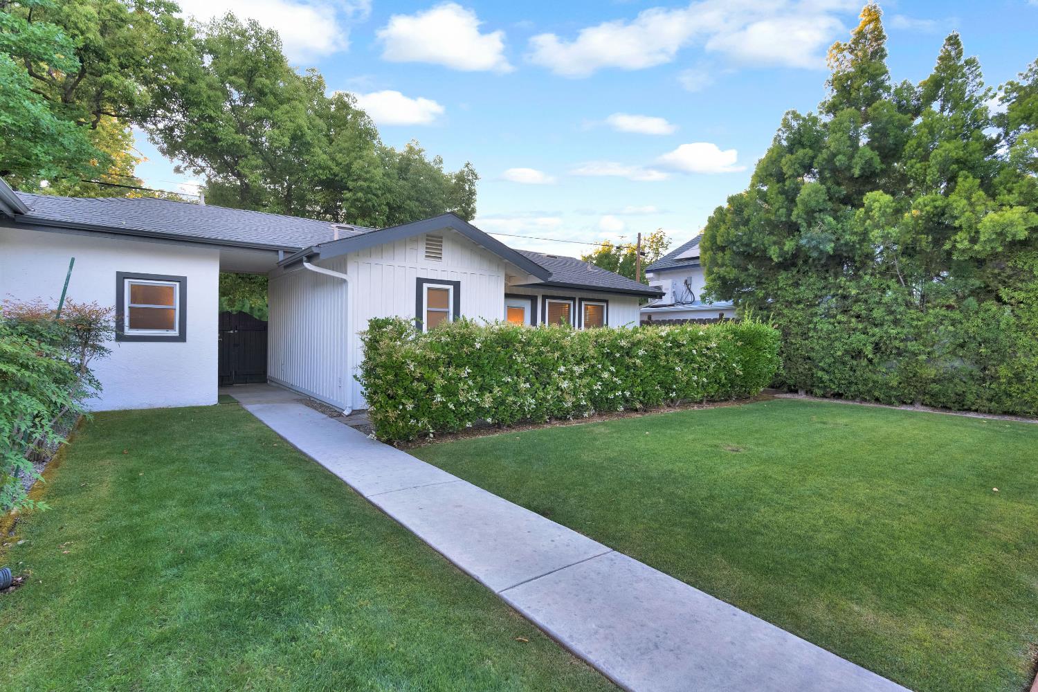 4064 N Wishon Ave, Fresno, CA 93704