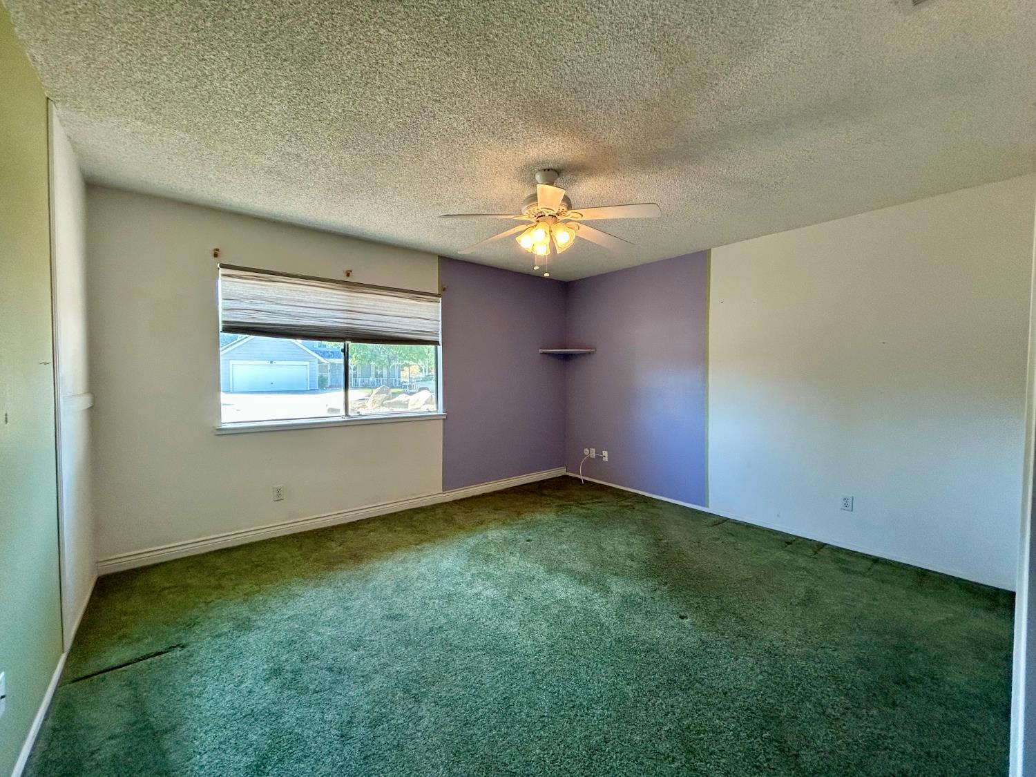 55 oxford Ave, Clovis, CA 93612