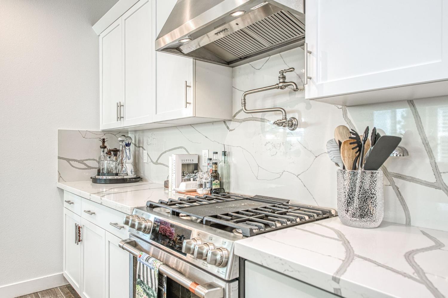 999 Little Canyon Drive, Madera, CA 93636